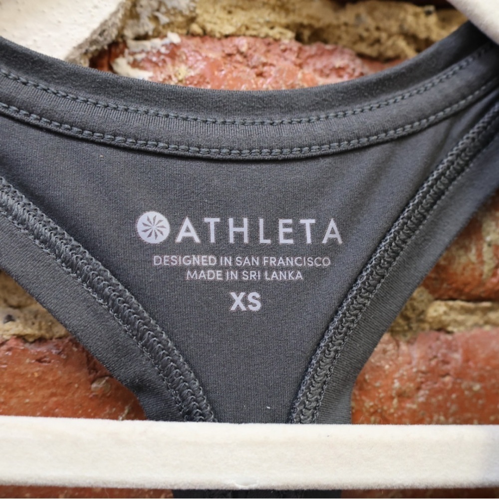 Athleta Women's Black Workout Tank Top Size Xs - Picture 2 of 3